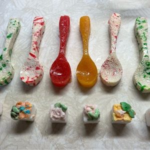 Candy spoons
